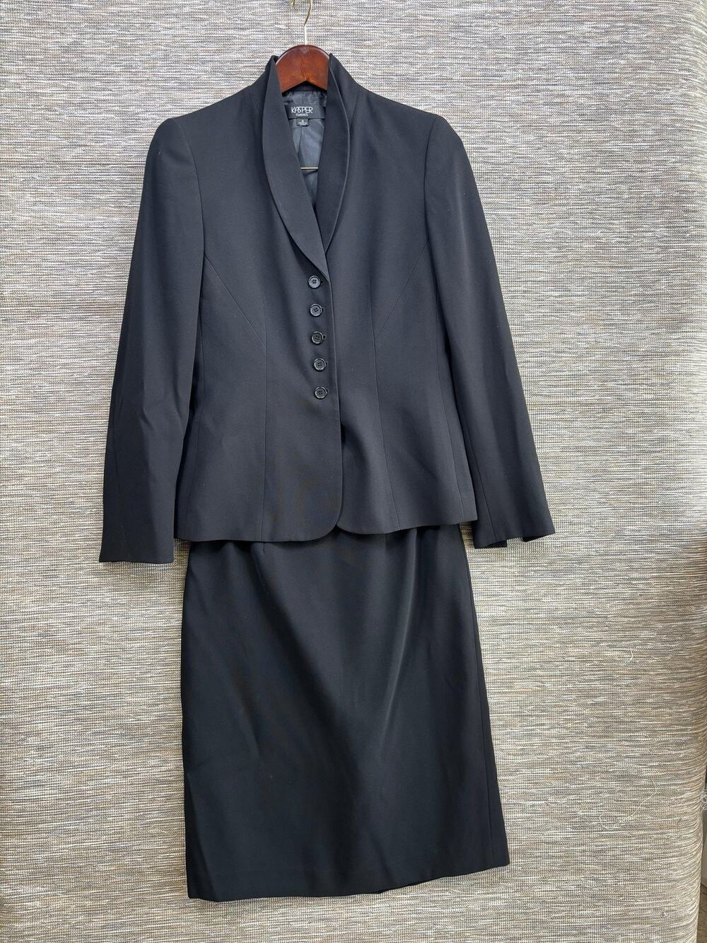 Kasper Classics Skirt Suit Womens Size 4 Black 2 Piece Blazer Skirt Shawl Collar